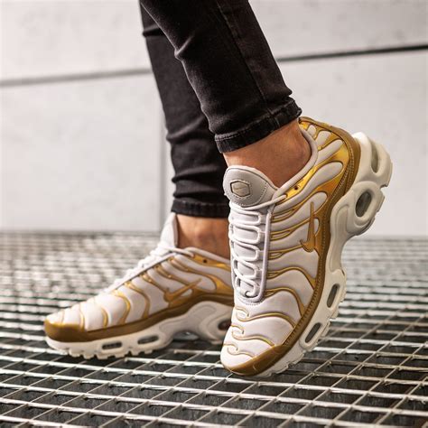 nike air max plus premium damen qeis und hold|nike air max plus.